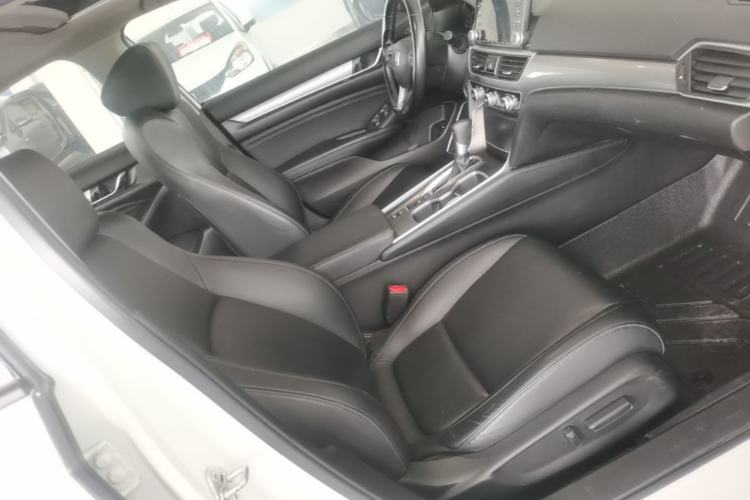 Used Honda Accord 2018 260TURBO Elite Edition China VI Right Front Seat