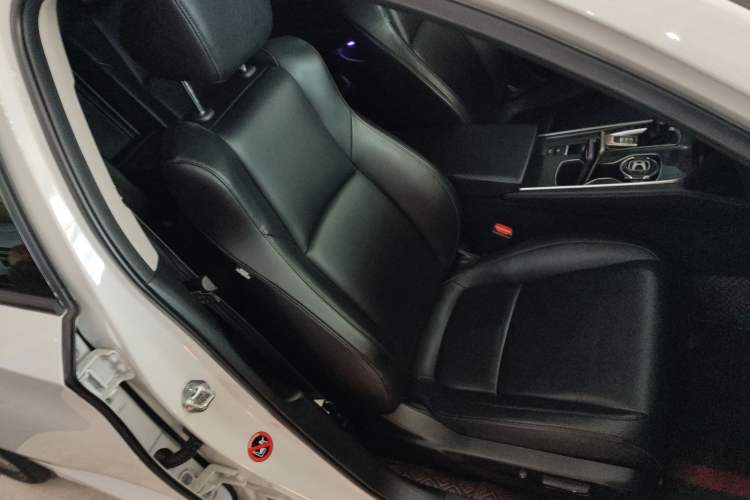 Used Honda Accord 2018 260TURBO Luxury Edition China VI Right Front Seat