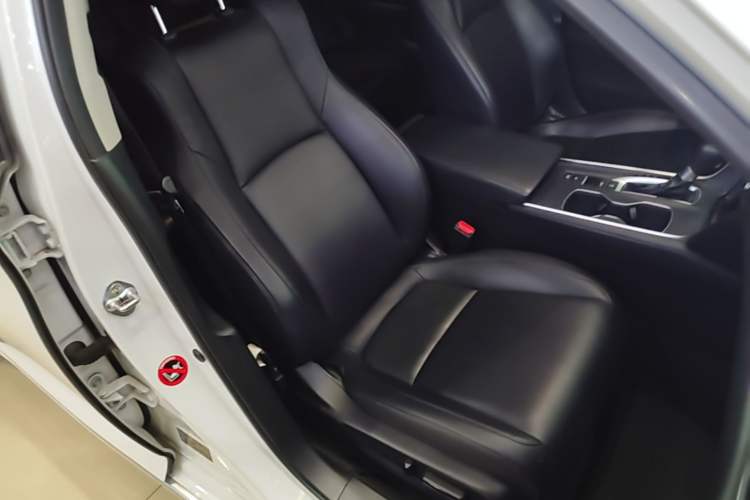 Used Honda Accord 2018 260TURBO Elite Edition China VI Right Front Seat
