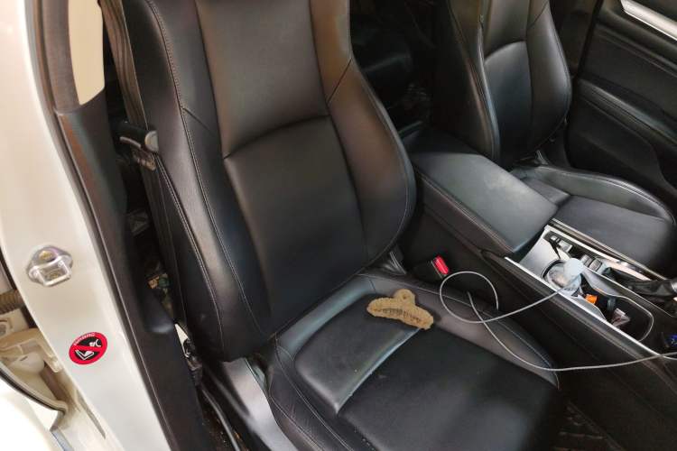 Used Honda Accord 2018 260TURBO Luxury Edition China VI Right Front Seat