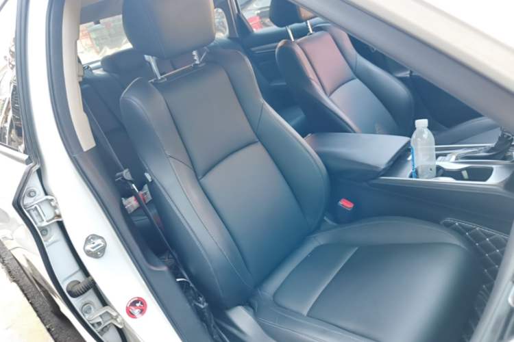 Used Honda Accord 2018 260TURBO Elite Edition China VI Right Front Seat