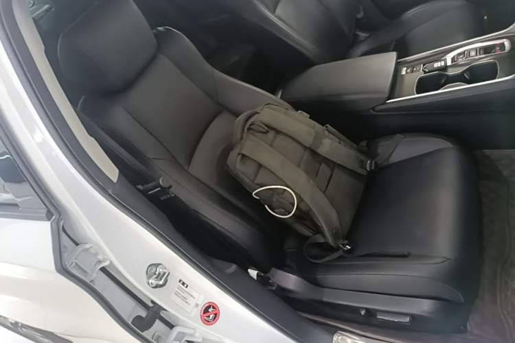 Used Honda Accord 2018 Rui Hybrid 2.0L Rui Ling Edition China VI Right Front Seat
