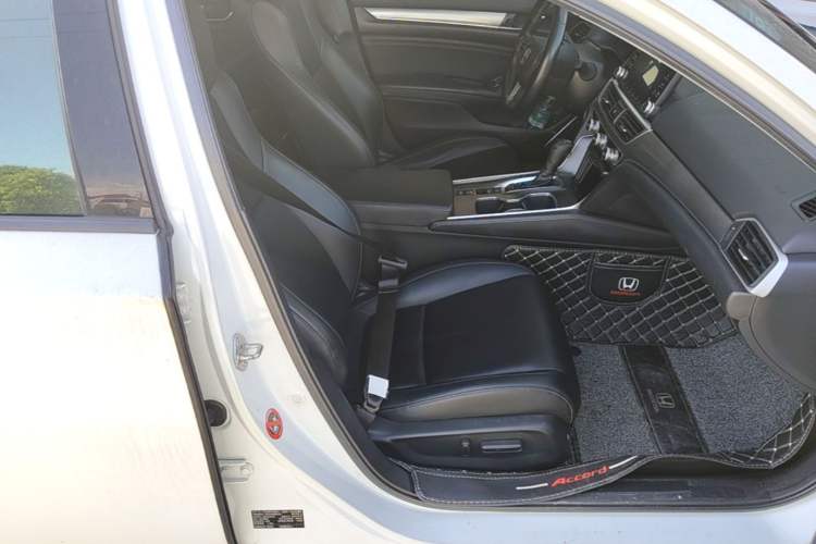 Used Honda Accord 2018 260TURBO Elite Edition China V Right Front Seat