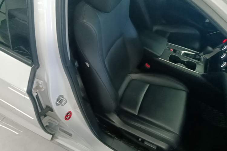 Used Honda Accord 2018 260TURBO Elite Edition China V Right Front Seat