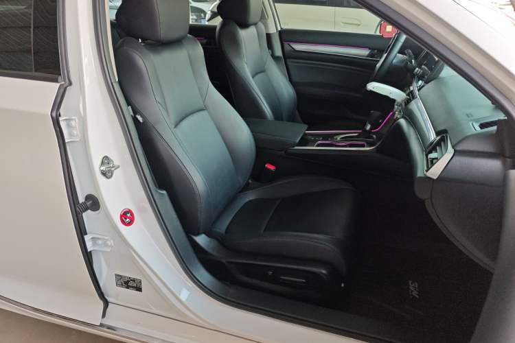Used Honda Accord 2018 260TURBO Elite Edition China VI Right Front Seat