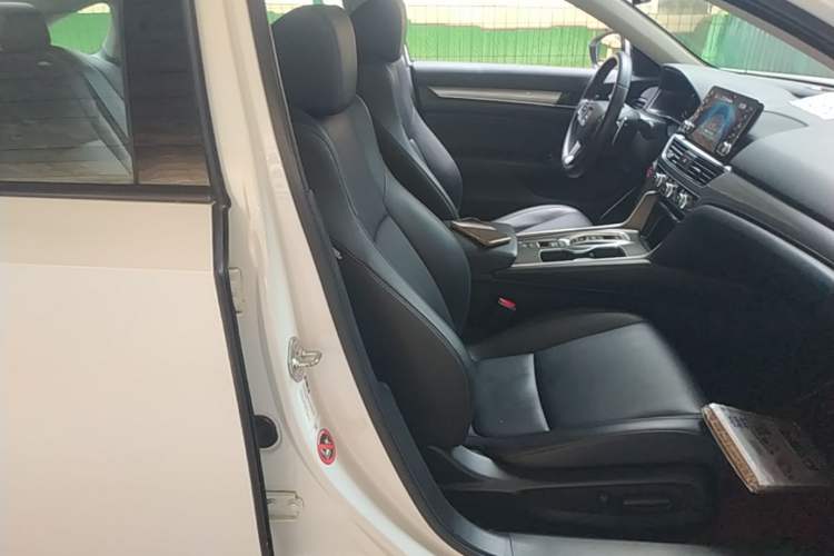 Used Honda Accord 2018 Rui·Hybrid 2.0L Rui Ku Edition China VI Right Front Seat