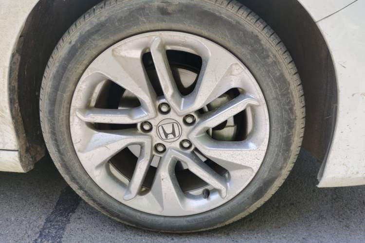 Used Honda Accord 2018 260TURBO Elite Edition China VI Right Front Wheel Hub