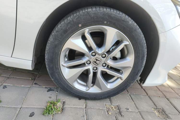 Used Honda Accord 2018 260TURBO Luxury Edition China VI Right Front Wheel Hub