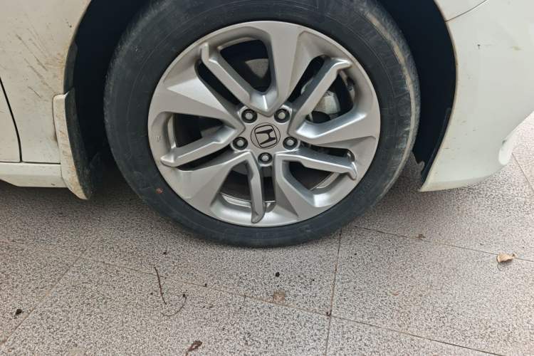 Used Honda Accord 2018 260TURBO Elite Edition China V Right Front Wheel Hub
