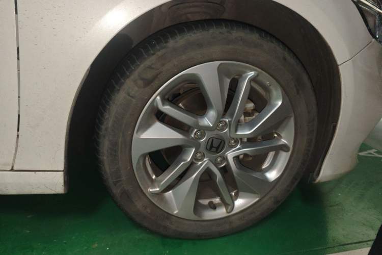 Used Honda Accord 2018 260TURBO Elite Edition China VI Right Front Wheel Hub