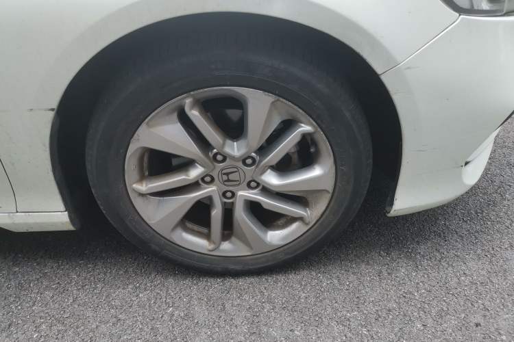 Used Honda Accord 2018 260TURBO Elite Edition China VI Right Front Wheel Hub