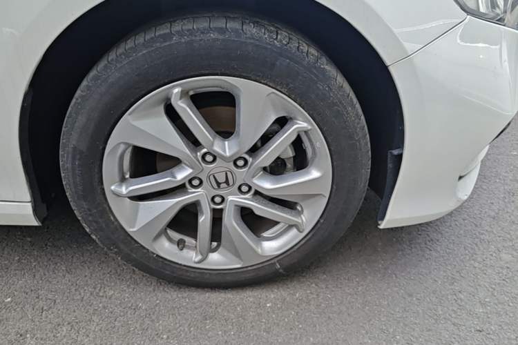 Used Honda Accord 2018 260TURBO Luxury Edition China VI Right Front Wheel Hub