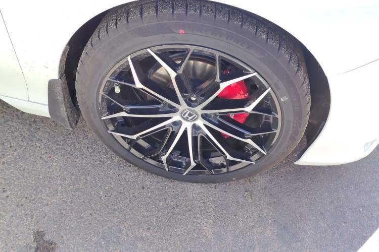 Used Honda Accord 2018 260TURBO Elite Edition China VI Right Front Wheel Hub
