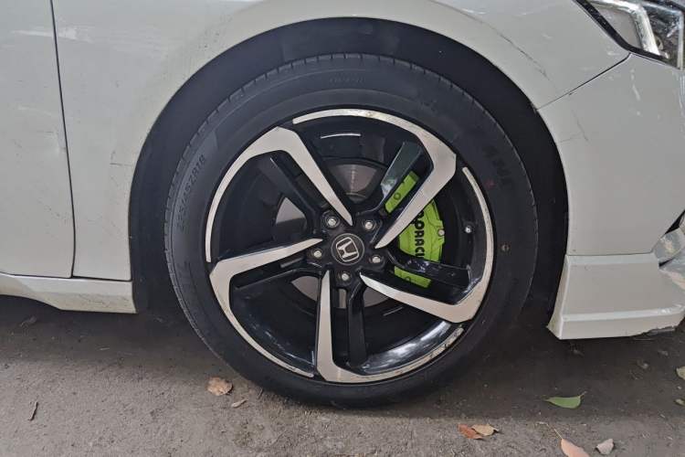 Used Honda Accord 2018 260TURBO Elite Edition China VI Right Front Wheel Hub