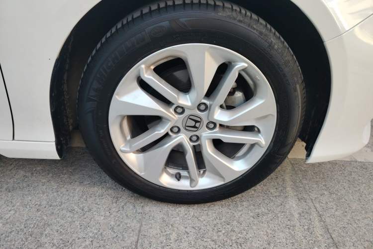 Used Honda Accord 2018 260TURBO Elite Edition China VI Right Front Wheel Hub