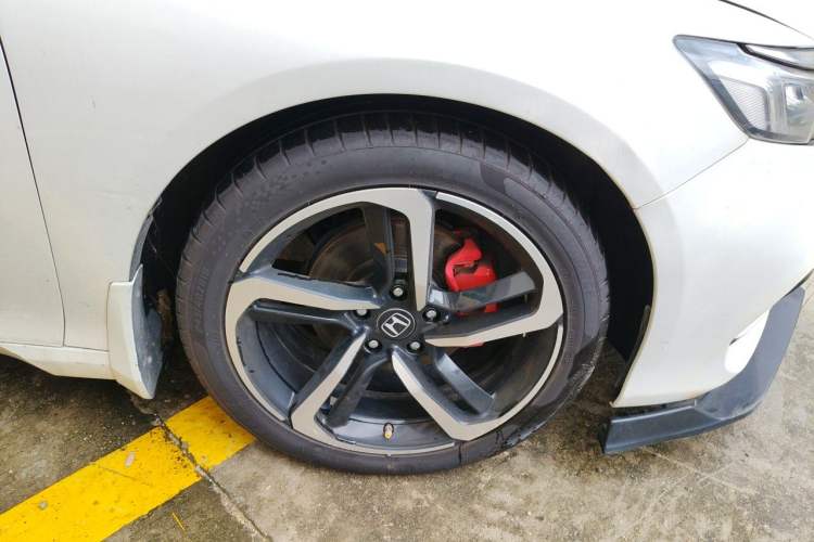 Used Honda Accord 2018 260TURBO Elite Edition China VI Right Front Wheel Hub