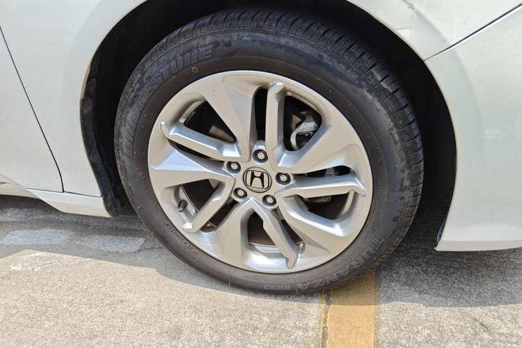 Used Honda Accord 2018 260TURBO Elite Edition China VI Right Front Wheel Hub