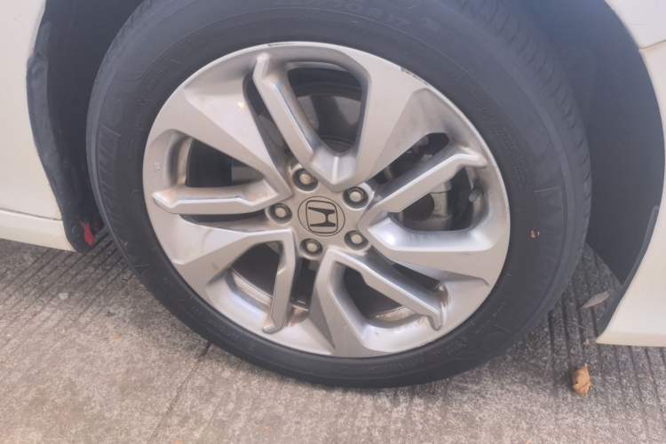 Used Honda Accord 2018 260TURBO Luxury Edition China VI Right Front Wheel Hub