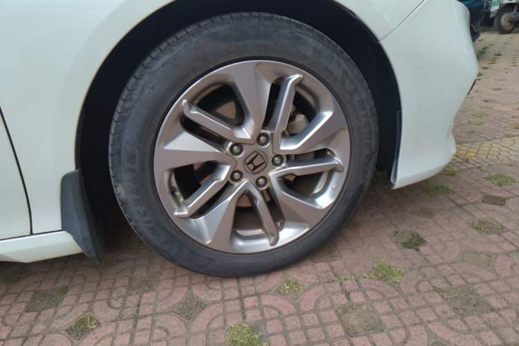 Used Honda Accord 2018 260TURBO Elite Edition China V Right Front Wheel Hub