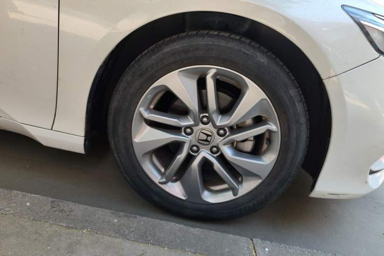 Used Honda Accord 2018 260TURBO Elite Edition China VI Right Front Wheel Hub