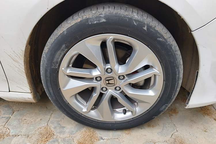 Used Honda Accord 2018 260TURBO Elite Edition China V Right Front Wheel Hub