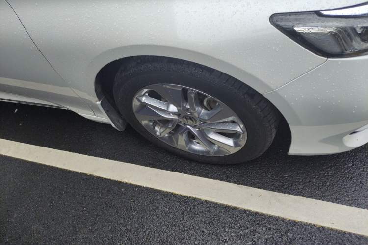 Used Honda Accord 2018 260TURBO Elite Edition China V Right Front Wheel Hub