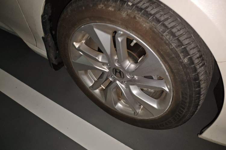 Used Honda Accord 2018 260TURBO Elite Edition China VI Right Front Wheel Hub