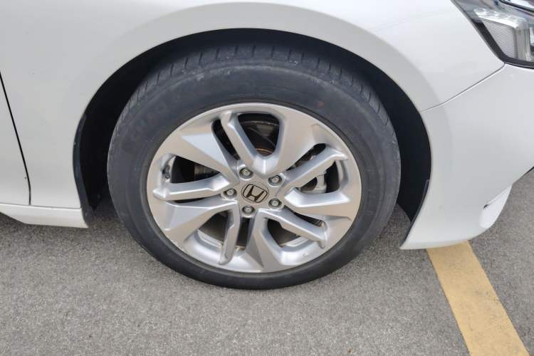 Used Honda Accord 2018 260TURBO Elite Edition China VI Right Front Wheel Hub