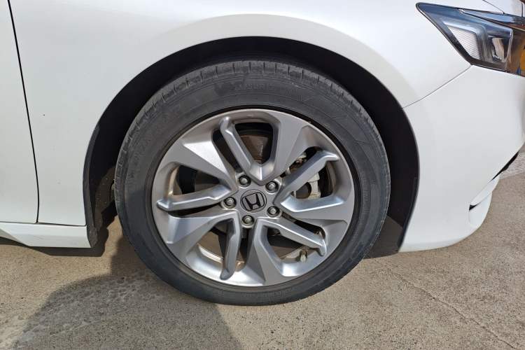 Used Honda Accord 2018 260TURBO Elite Edition China VI Right Front Wheel Hub