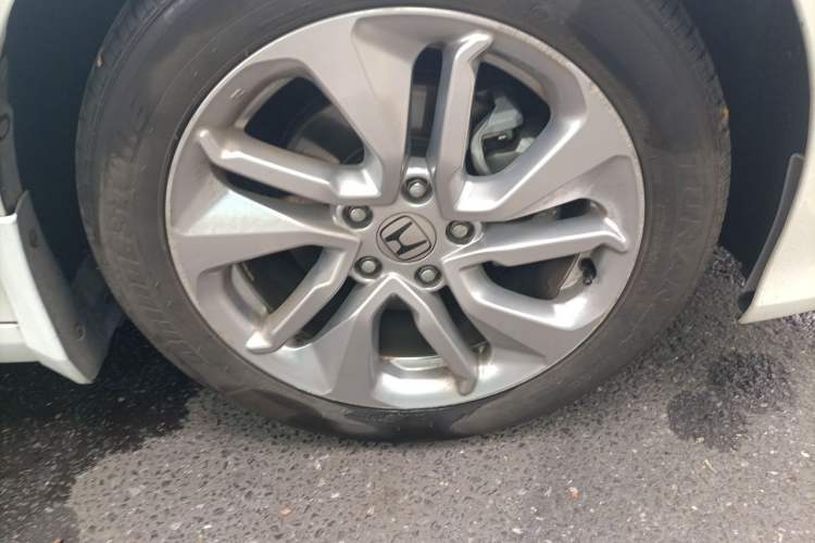 Used Honda Accord 2018 260TURBO Elite Edition China VI Right Front Wheel Hub