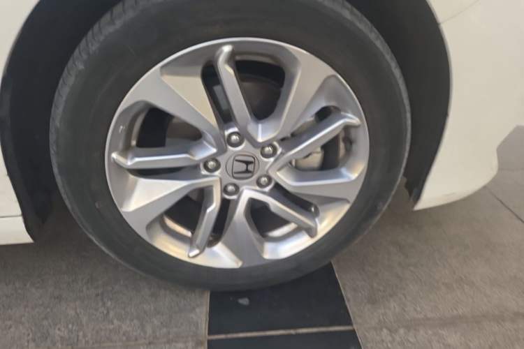 Used Honda Accord 2018 260TURBO Elite Edition China VI Right Front Wheel Hub