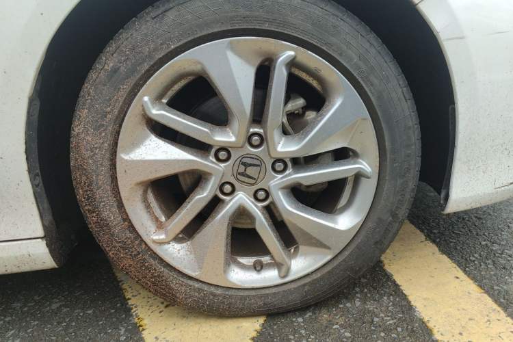 Used Honda Accord 2018 260TURBO Elite Edition China V Right Front Wheel Hub