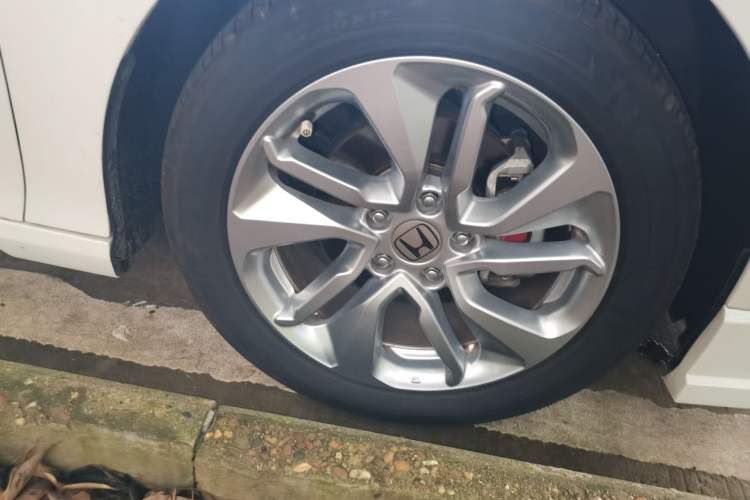 Used Honda Accord 2018 260TURBO Elite Edition China VI Right Front Wheel Hub