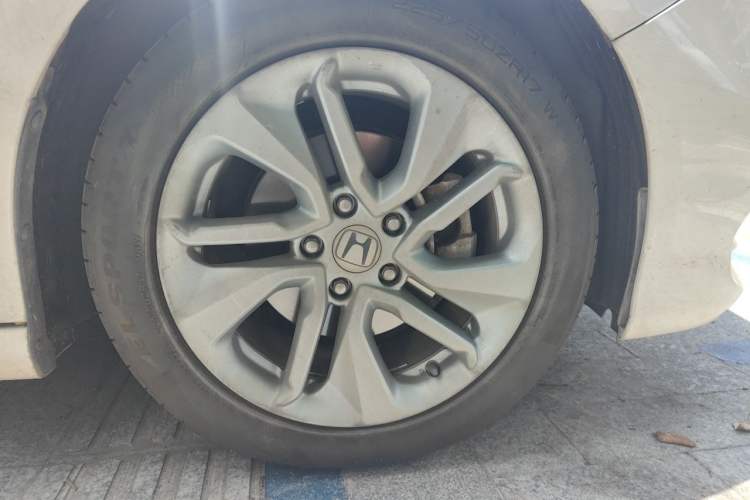 Used Honda Accord 2018 260TURBO Elite Edition China V Right Front Wheel Hub