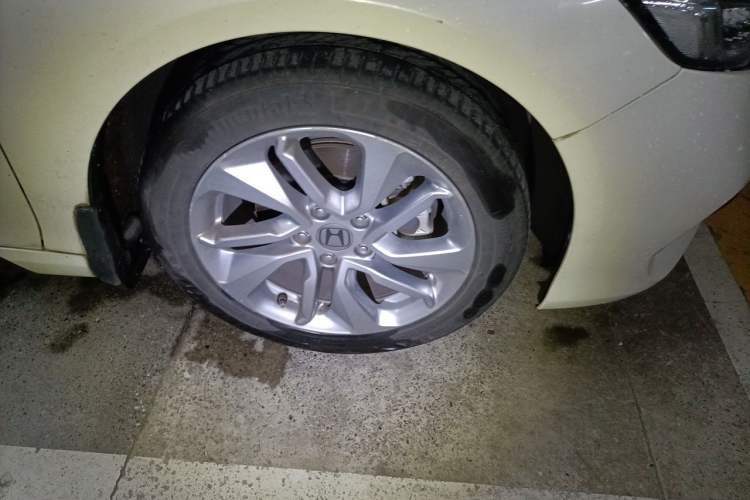 Used Honda Accord 2018 260TURBO Elite Edition China V Right Front Wheel Hub