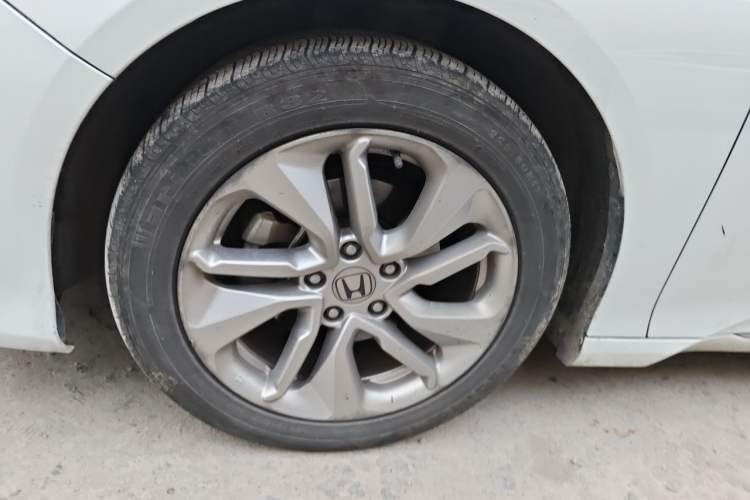 Used Honda Accord 2018 260TURBO Elite Edition China VI Right Front Wheel Hub