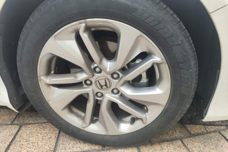 Used Honda Accord 2018 260TURBO Elite Edition China VI Right Front Wheel Hub