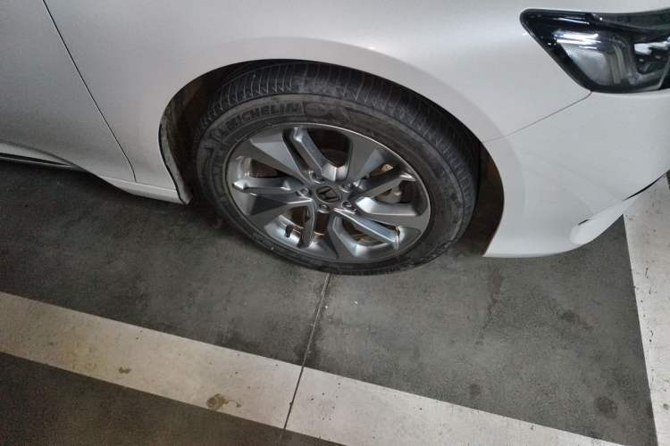 Used Honda Accord 2018 260TURBO Luxury Edition China V Emission Standard Right Front Wheel Hub