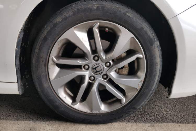 Used Honda Accord 2018 260TURBO Elite Edition China V Right Front Wheel Hub