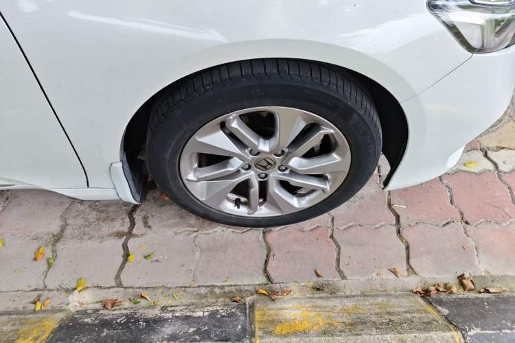 Used Honda Accord 2018 260TURBO Elite Edition China V Right Front Wheel Hub