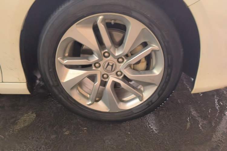 Used Honda Accord 2018 260TURBO Luxury Edition China VI Right Front Wheel Hub