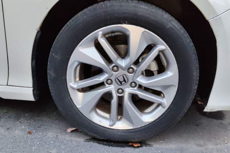Used Honda Accord 2018 260TURBO Elite Edition China VI Right Front Wheel Hub