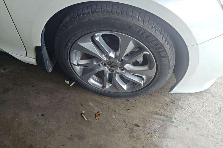 Used Honda Accord 2018 260TURBO Elite Edition China V Right Front Wheel Hub