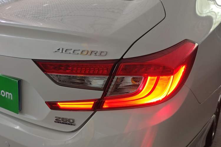 Used Honda Accord 2018 260TURBO Elite Edition China VI Right Rear Taillight