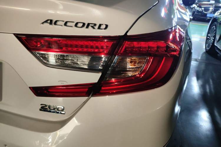 Used Honda Accord 2018 260TURBO Luxury Edition China VI Right Rear Taillight