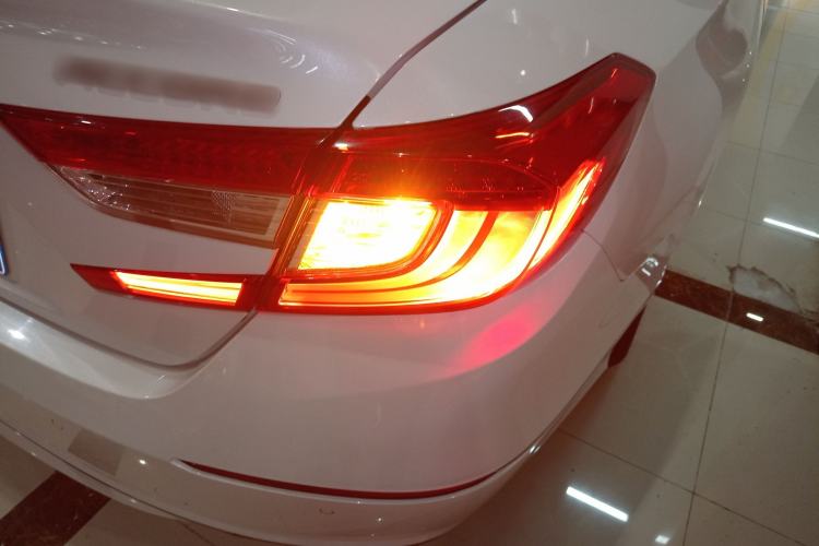 Used Honda Accord 2018 230TURBO Comfort Edition China VI Emission Standard Right Rear Taillight