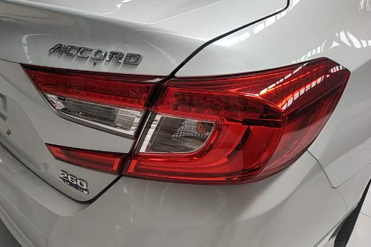 Used Honda Accord 2018 260TURBO Elite Edition China VI Right Rear Taillight