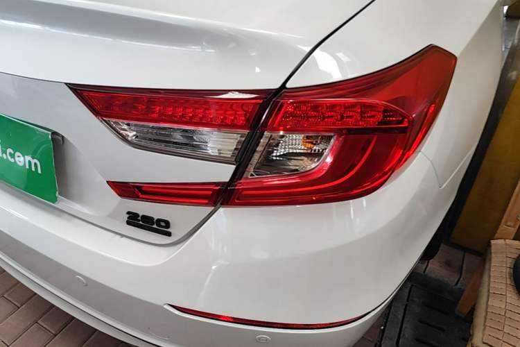 Used Honda Accord 2018 260TURBO Elite Edition China VI Right Rear Taillight