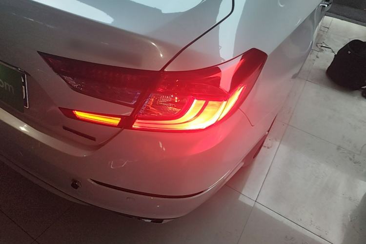Used Honda Accord 2018 Rui Hybrid 2.0L Rui Ling Version China V Right Rear Taillight