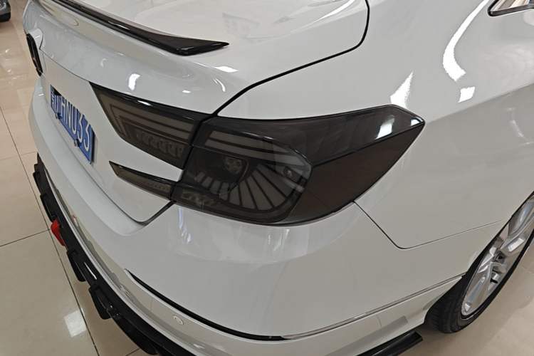 Used Honda Accord 2018 260TURBO Elite Edition China VI Right Rear Taillight